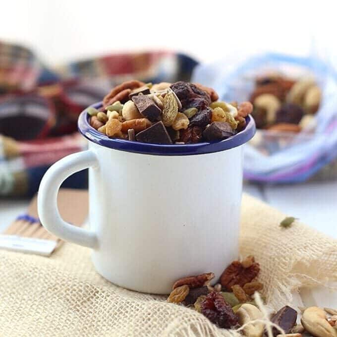 Not all trail mixes are created equal! With this tutorial on how to build a healthy trail mix, you'll get the low-down on what to include, what not to include and how to customize your trail mix to your needs and wants!